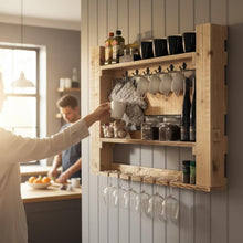 Lade das Bild in den Galerie-Viewer, Küchenregal aus massivem Holz - Farbe: Natur - Vintage Wandregal für Gewürze, Gläser und Tassen