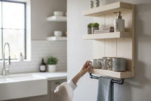 Lade das Bild in den Galerie-Viewer, Badregal aus Massivholz mit Industrial Handtuchhalter – Wandregal Kiefer natur – Badezimmer Regal Handarbeit – Küchenregal