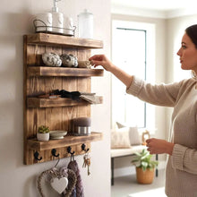 Lade das Bild in den Galerie-Viewer, Holz Badregal " Scady mit Haken " für Handtücher Shabby Vintage Braun geflammt fertig montiert