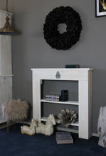 Lade das Bild in den Galerie-Viewer, Hochwertiges Kaminregal in Weiß