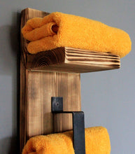 Lade das Bild in den Galerie-Viewer, Hängeregal aus massiven Holz - Geflammt