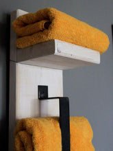 Lade das Bild in den Galerie-Viewer, Schmales Regal mit Handtuchhalter Weiss