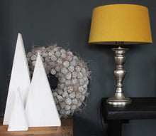 Lade das Bild in den Galerie-Viewer, Holz 3 er Set Tannenbaum Weihnachten Deko Weiß