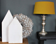 Lade das Bild in den Galerie-Viewer, Holz 2 er Set Haus Weihnachten Deko Holzhaus Weiß