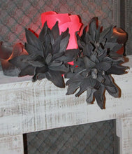 Lade das Bild in den Galerie-Viewer, Kaminumrandung mit Sockel Antikweiß Shabby Vintage Kaminsims Dekokamin fertig montiert