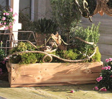 Lade das Bild in den Galerie-Viewer, Blumenkasten " Das Original von Dekorie " aus Holz mit Holz Griffen 30 - 90 cm breit / 19,5 cm tief / in geflammt