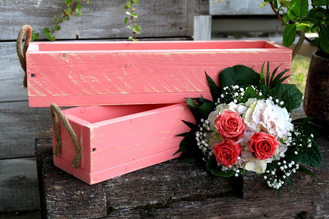Blumenkasten aus massivem Holz in Rosa mit Leinen Griffen – Dekorie GmbH