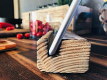 Lade das Bild in den Galerie-Viewer, Gewürzhalter Gewürzregal Utensilienbox Küche Tablethalter Rezeptehalter Holz geflammt