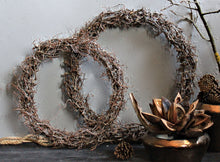 Lade das Bild in den Galerie-Viewer, Bonsai Türkranz Wandkranz Ø 40 cm Naturkranz Landhaus