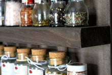 Lade das Bild in den Galerie-Viewer, Gewürzregal aus Holz - für die Wand oder stehend -Braun - 4 Stellflächen