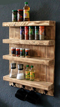 Lade das Bild in den Galerie-Viewer, Gewürzregal aus Holz für die Wand - Geflammt - 4 Stellflächen