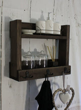 Lade das Bild in den Galerie-Viewer, Holz Badregal mit Haken für Handtücher Shabby Vintage braun fertig montiert