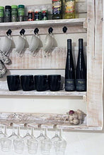 Lade das Bild in den Galerie-Viewer, Küchenregal aus massivem Holz - Weiß Vintage Wandregal für Gewürze, Gläser und Tassen