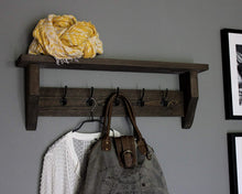 Lade das Bild in den Galerie-Viewer, Dekorie Holz Flur Garderobe Schlüsselbord Schlüsselbrett im Landhaus Stil braun fertig montiert