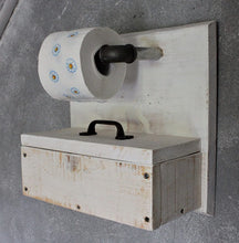 Lade das Bild in den Galerie-Viewer, Massiver Toilettenpapierhalter aus Holz mit Ablagebox - Farbe: Weiß - Klopapierrollenhalter Holz - fertig montiert - Handmade aus Norddeutschland