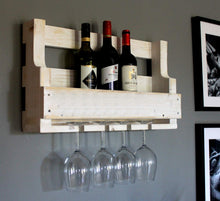 Lade das Bild in den Galerie-Viewer, Weinregal aus Holz mit Gläserhalter Weiß