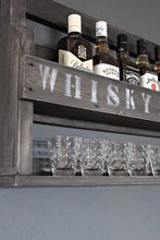 Lade das Bild in den Galerie-Viewer, Whisky Regal aus Holz mit Gläserhalter und WHISKY Schriftzug Schwarz