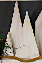 Lade das Bild in den Galerie-Viewer, Holz 3 er Set Tannenbaum Weihnachten Deko Weiß
