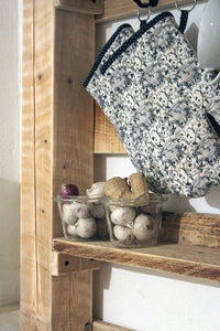 Küchenregal aus massivem Holz - Farbe: Natur - Maße (HxBxT): 80 x 95 x 12 - Vintage Wandregal für Gewürze, Gläser und Tassen