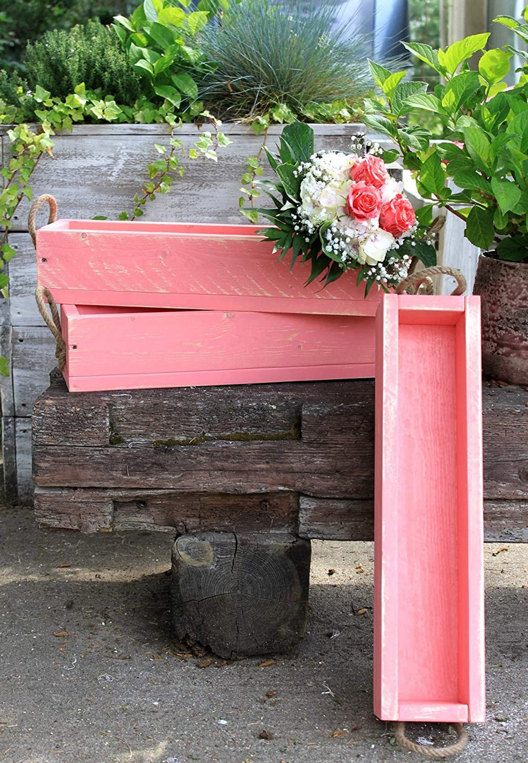 Blumenkasten aus massivem Holz in Rosa mit Leinen Griffen