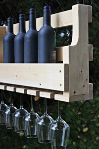 Weinregal aus Holz für die Wand in Natur / Breite 60 - 110 cm - mit Gläserhalter