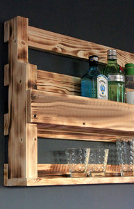 Whisky Regal aus Holz mit Gläserhalter Geflammt